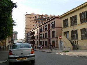 Cite Lescure 17 
